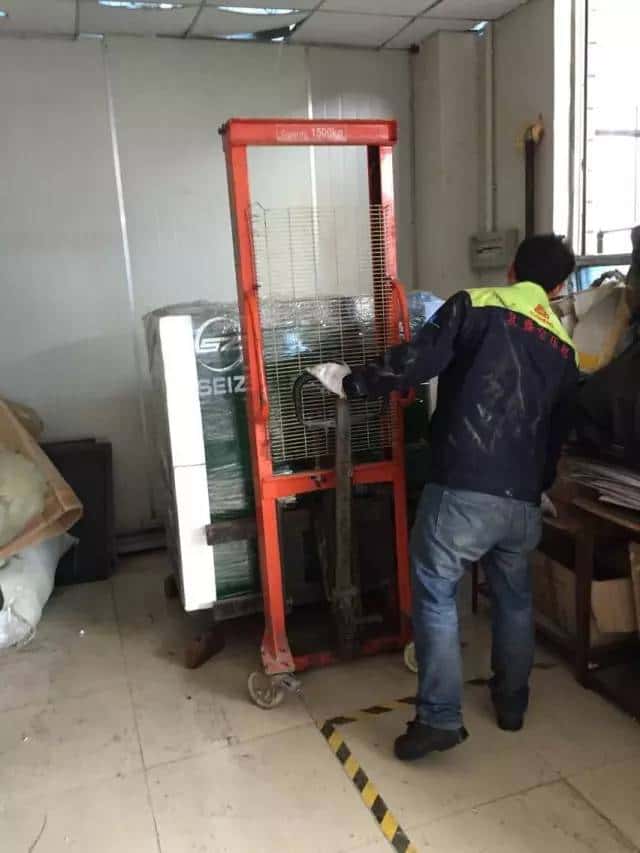 薩震空壓機在安裝調(diào)試