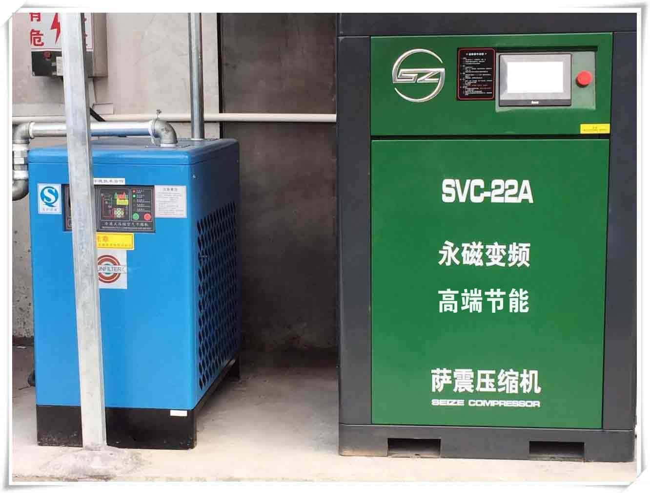 ����׃�l�Չ��C