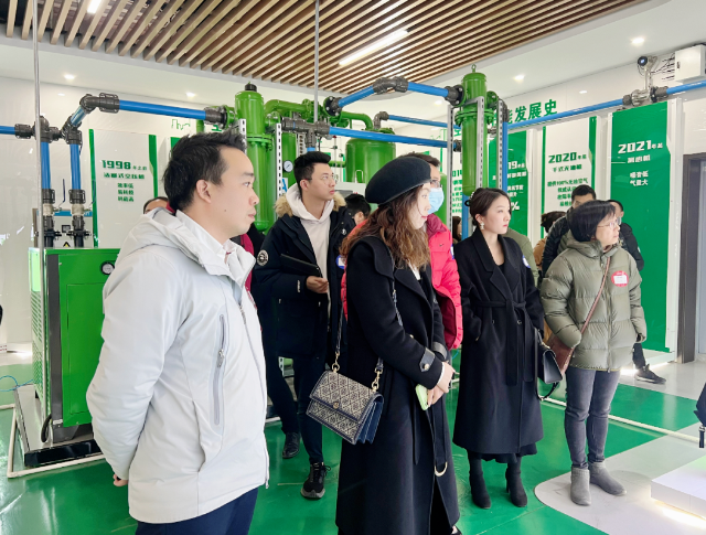 �Չ��C�S�҅��L