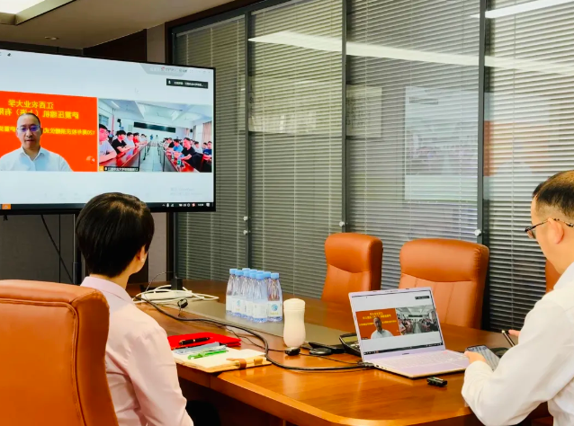 薩震節(jié)能空壓機(jī)